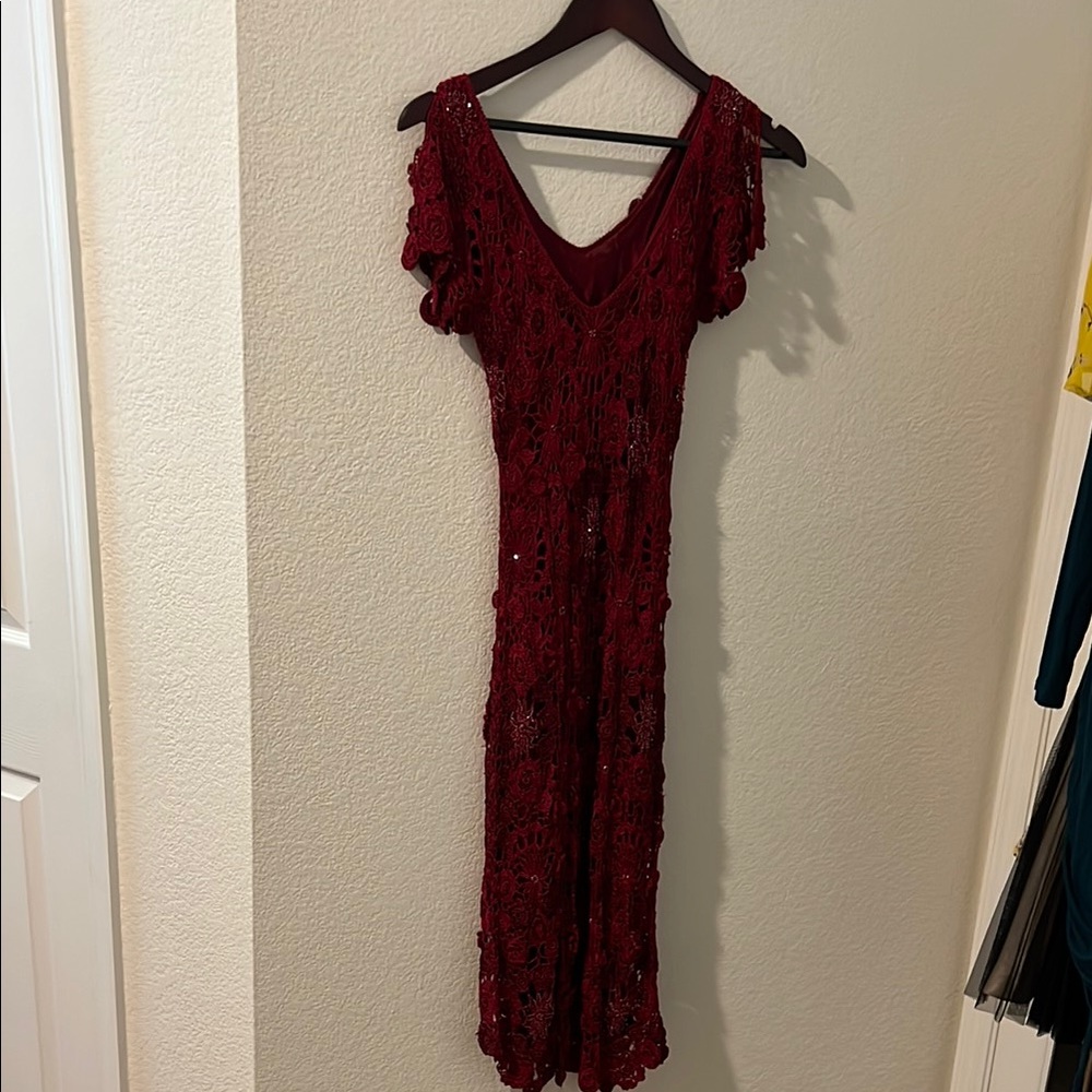 Elegant Red Lace Dress Cach’e